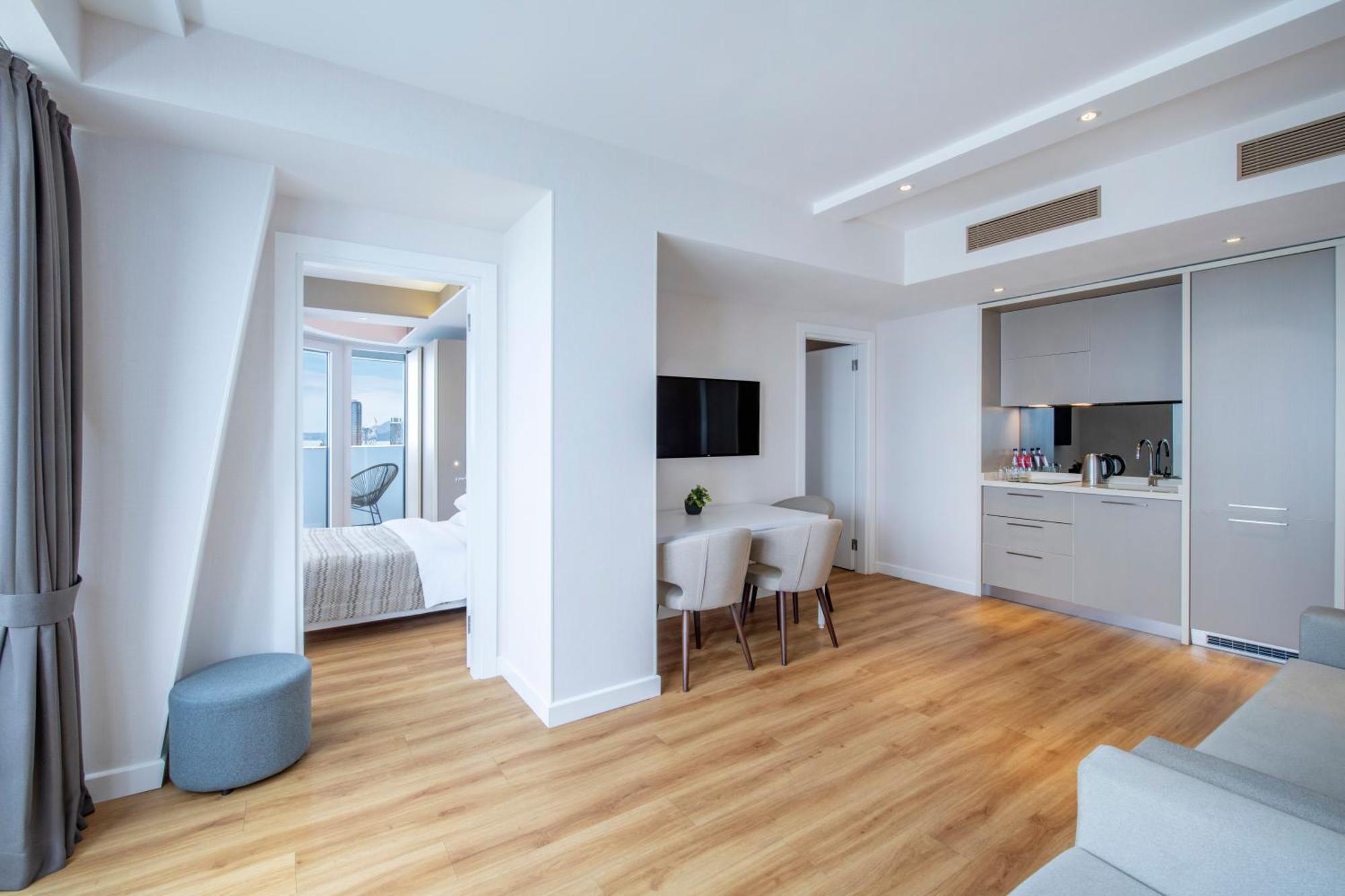 Alliance Palace Batumi Exterior photo Interior of a typical apartment