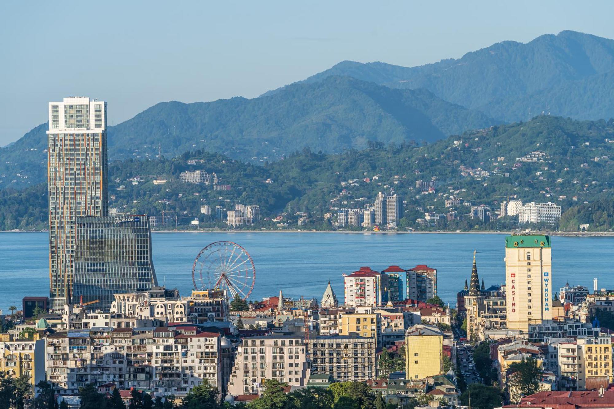 Alliance Palace Batumi Exterior photo Wellington, New Zealand